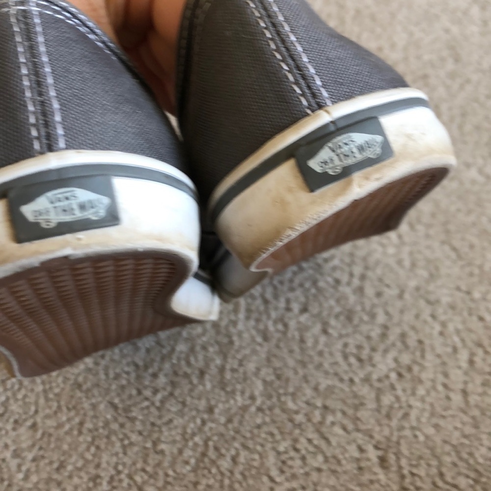Grey vans - Picture 2 of 3